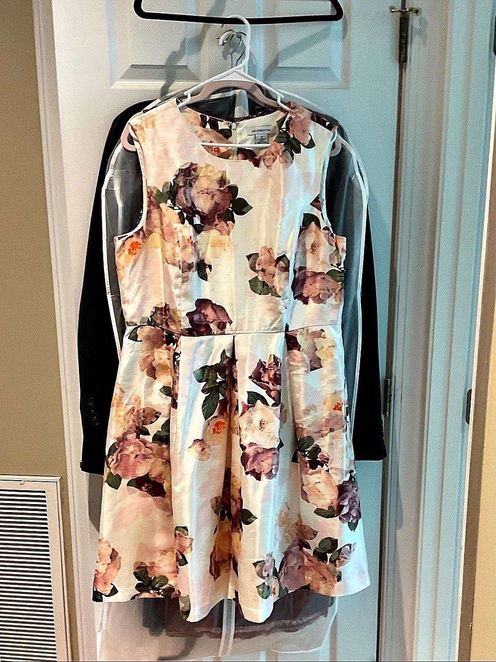Liz Claiborne Floral Mini Dress in Green, Plum & Pink Size 16